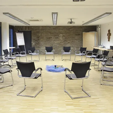 فندق Rosa Flesch Und Tagungszentrum