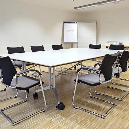 فندق Rosa Flesch Und Tagungszentrum