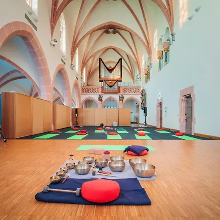 فندق Rosa Flesch Und Tagungszentrum Waldbreitbach