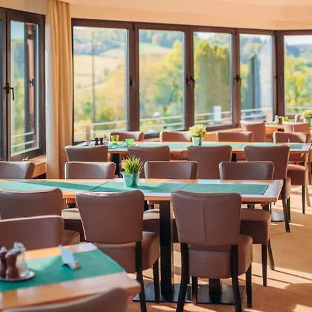 Rosa Flesch Und Tagungszentrum فندق