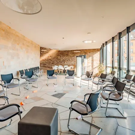 Rosa Flesch Und Tagungszentrum 2*