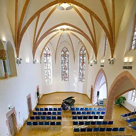 Rosa Flesch Und Tagungszentrum Waldbreitbach