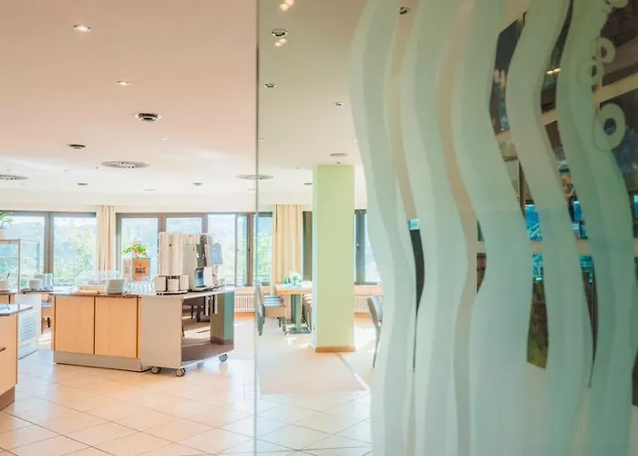 Rosa Flesch Und Tagungszentrum 2*